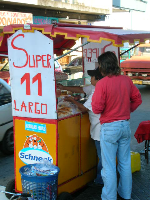 Uruguay hotdog stand picture